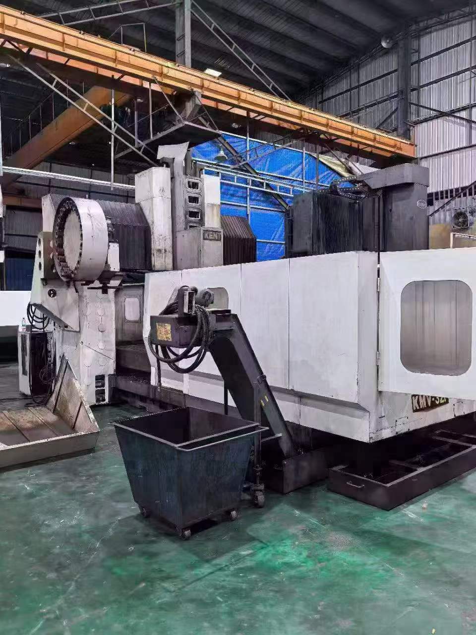 Used Kent KMV-32 P Gantry Machining Center with FANUC 18 i-MB photo 4