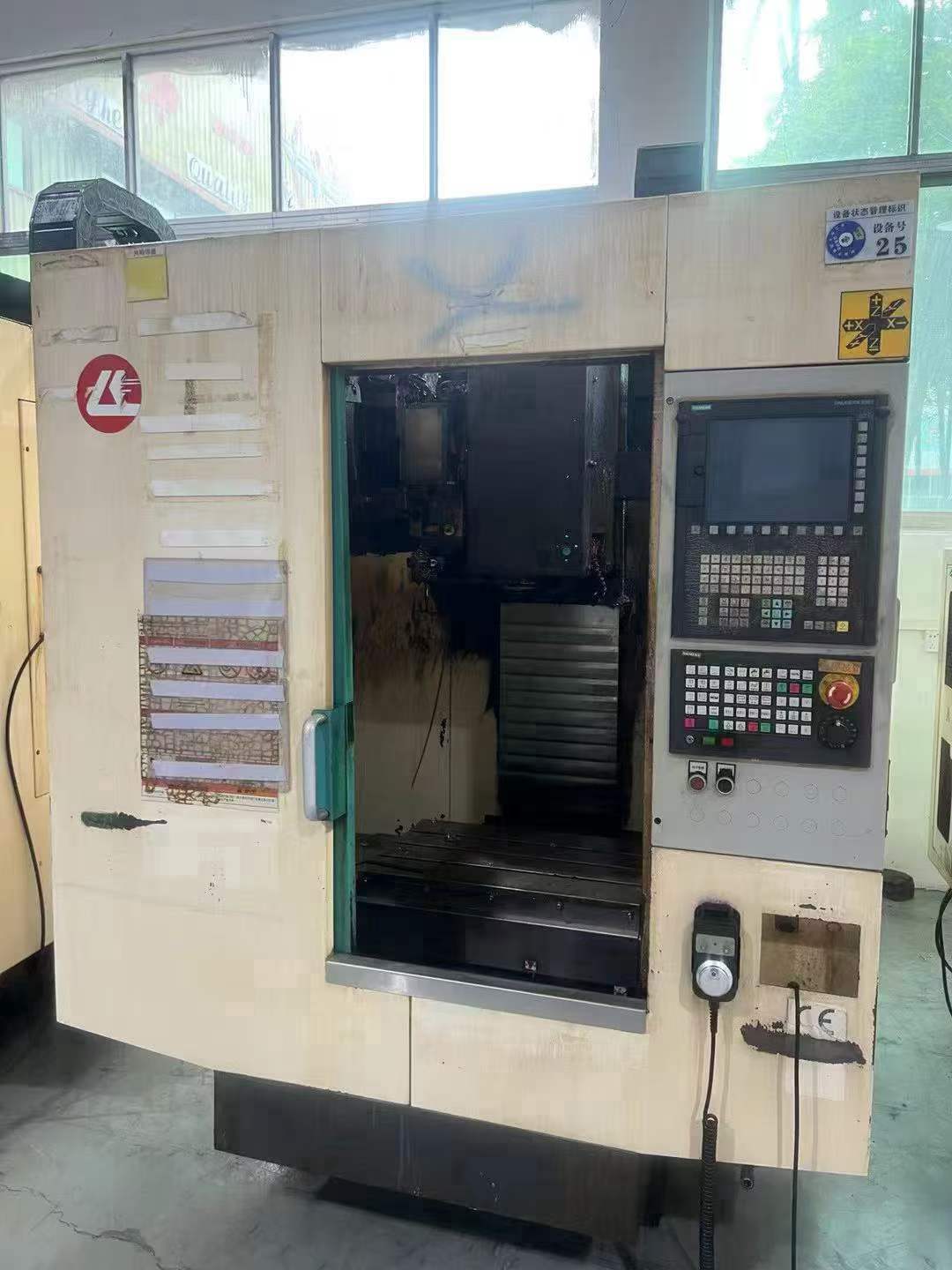 Used LK T 540 CNC Drilling and Tapping Center photo 5