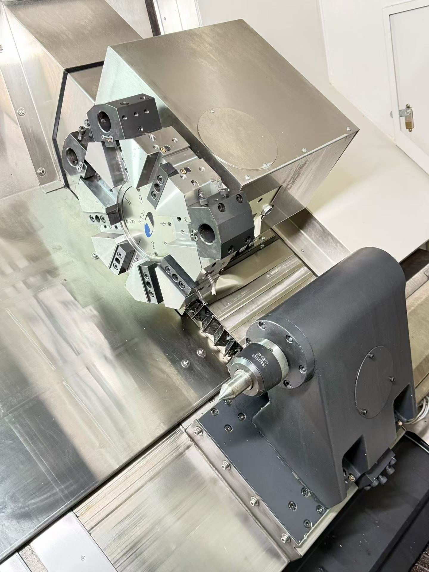 Used MXTIM CKX 6440 Slant-Bed CNC Lathe with GSK 988 TA photo 5