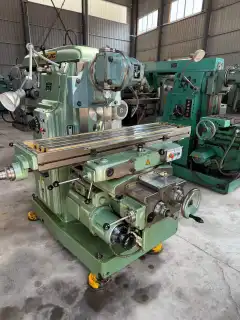 Used Beijing No.1 Machine Tool Works XA 6132 Universal Knee-and-Column Milling Machine photo 5