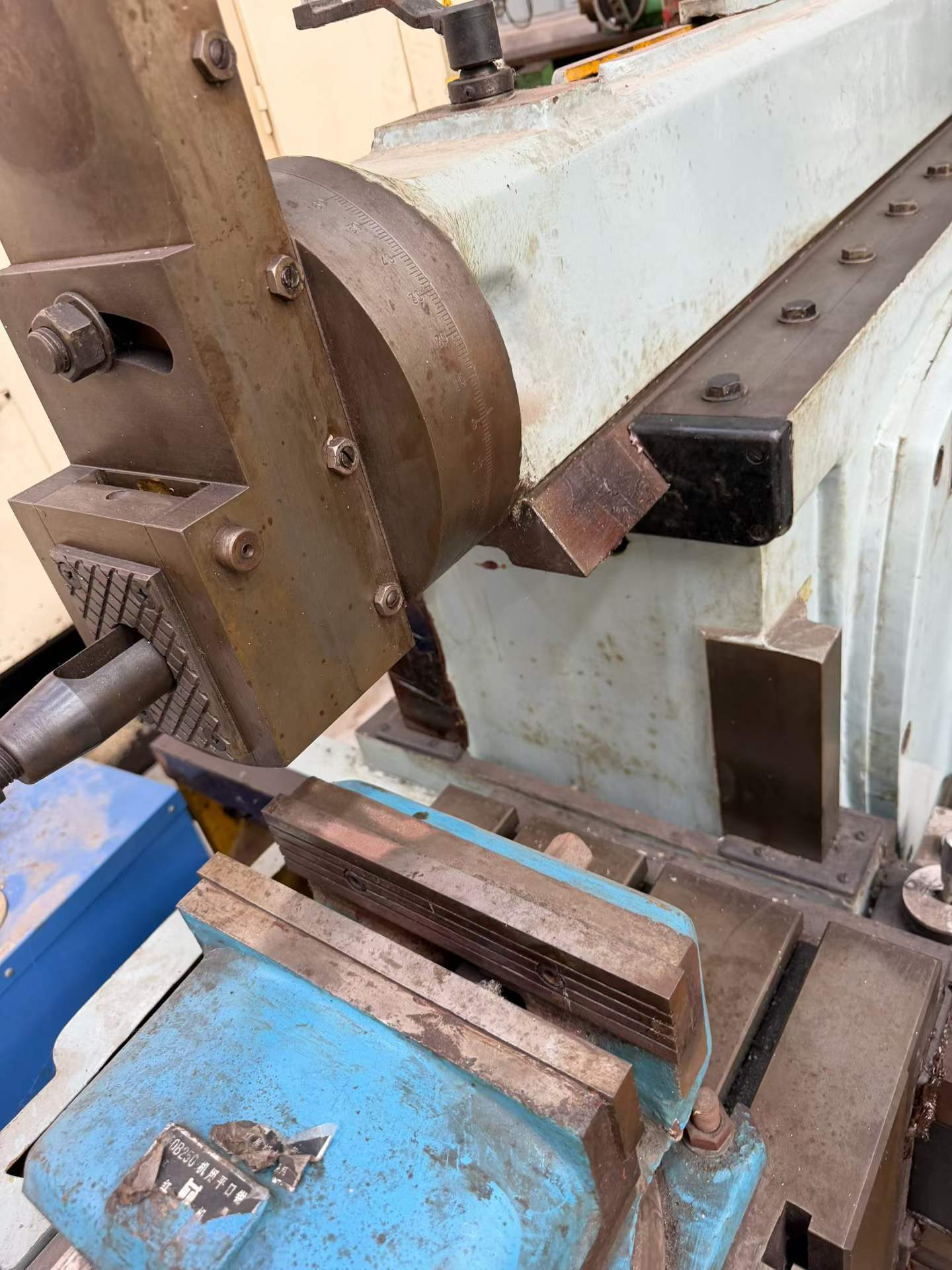 Used Chongqing Wuyi BD 6063 C Shaper photo 5