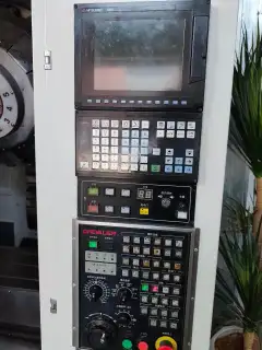 Used Fu Yu OP 536-L Vertical Drilling and Tapping Center with Mitsubishi M 70 Control photo 3