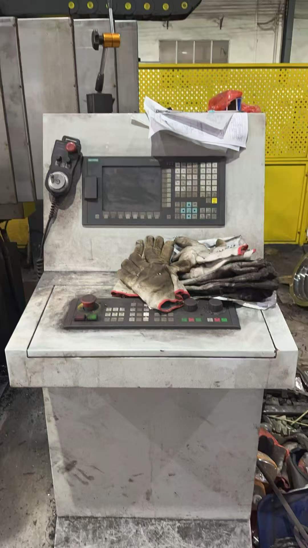 Used Dalian CK 5120 SX 16/8 CNC Vertical Lathe photo 7