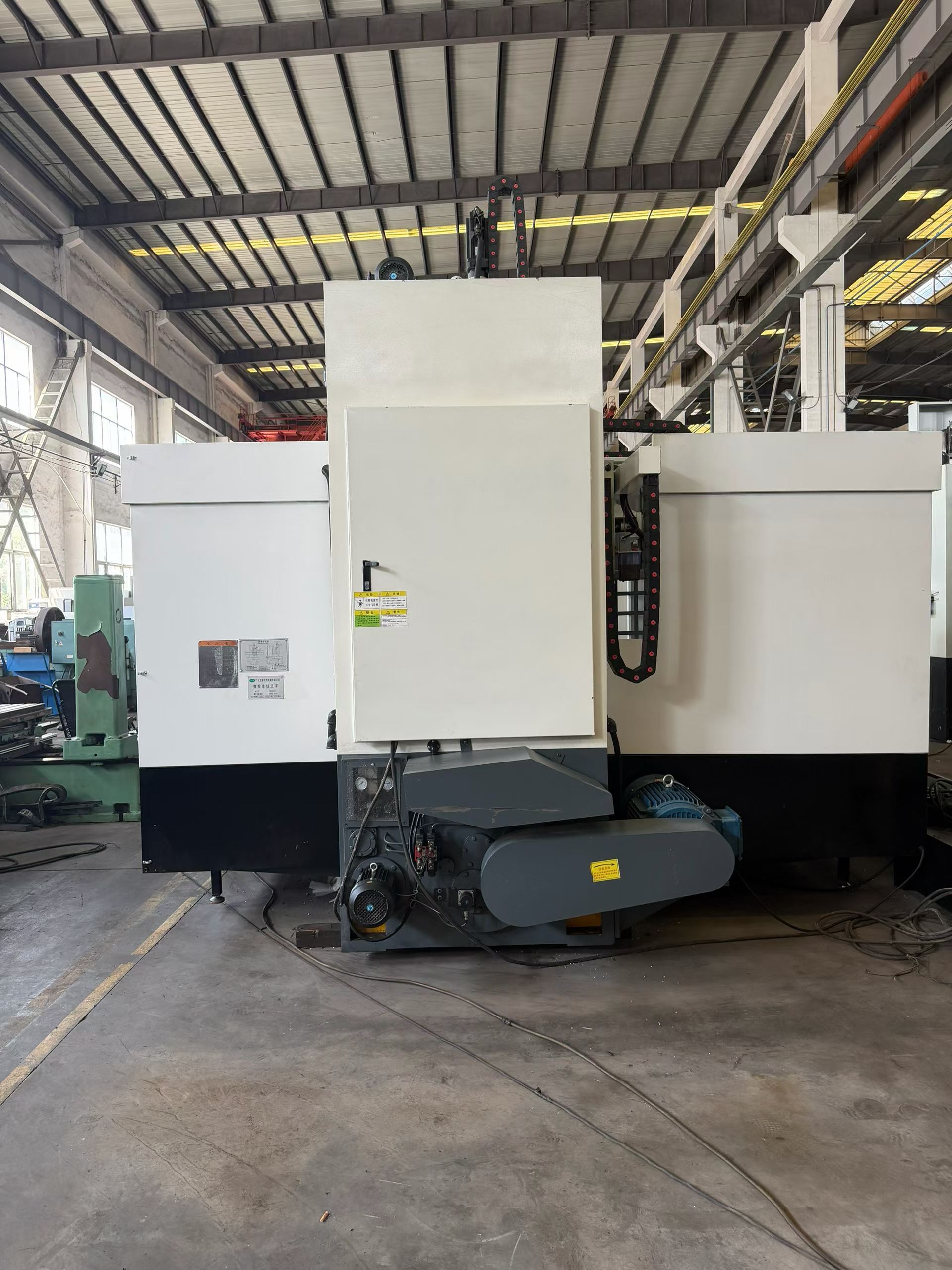 Used Dalian Xindadi CK 5116 CNC Vertical Lathe photo 4