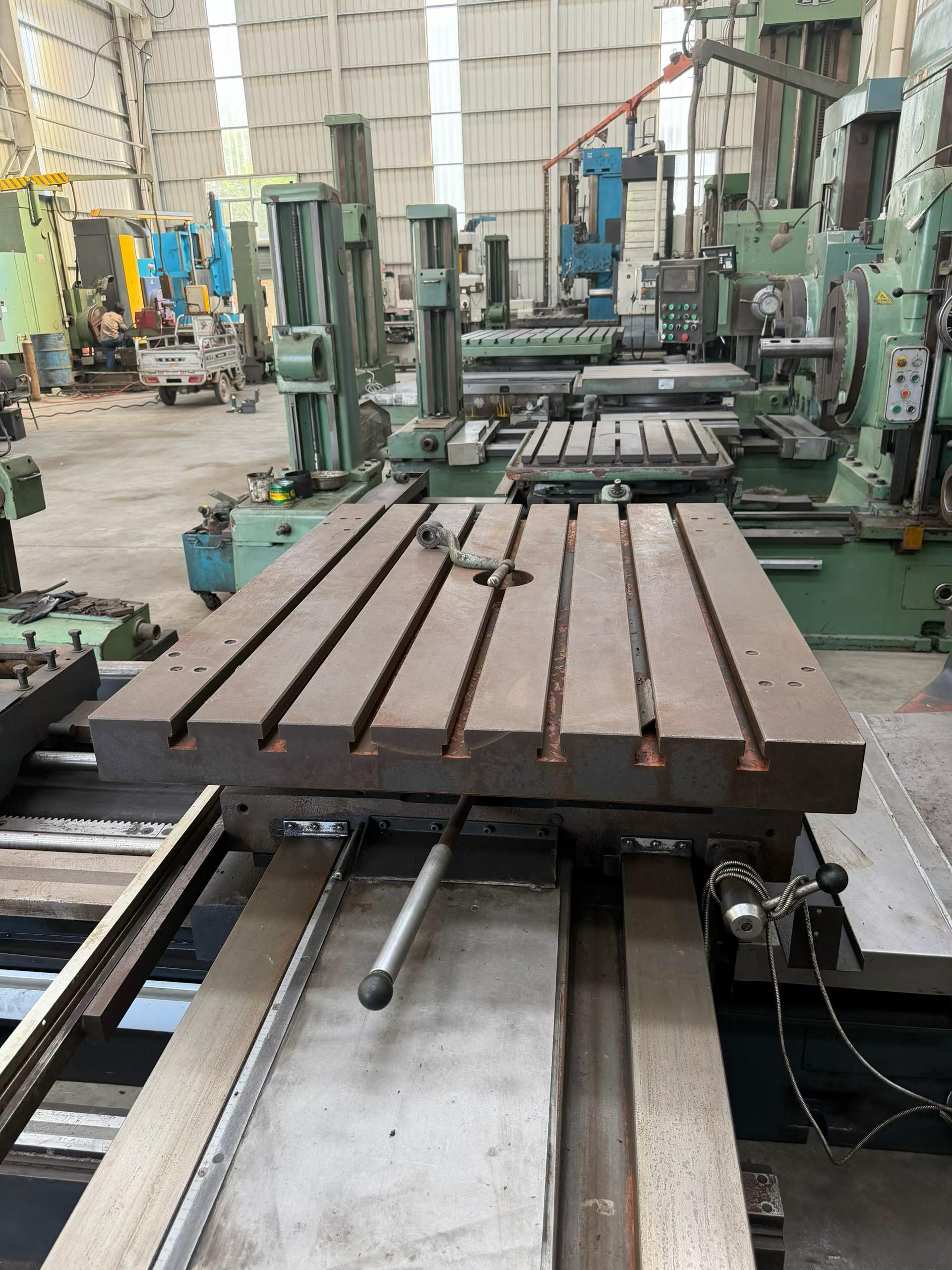 Used Hanchuan TX 611 C/4 Horizontal Boring and Milling Machine photo 6