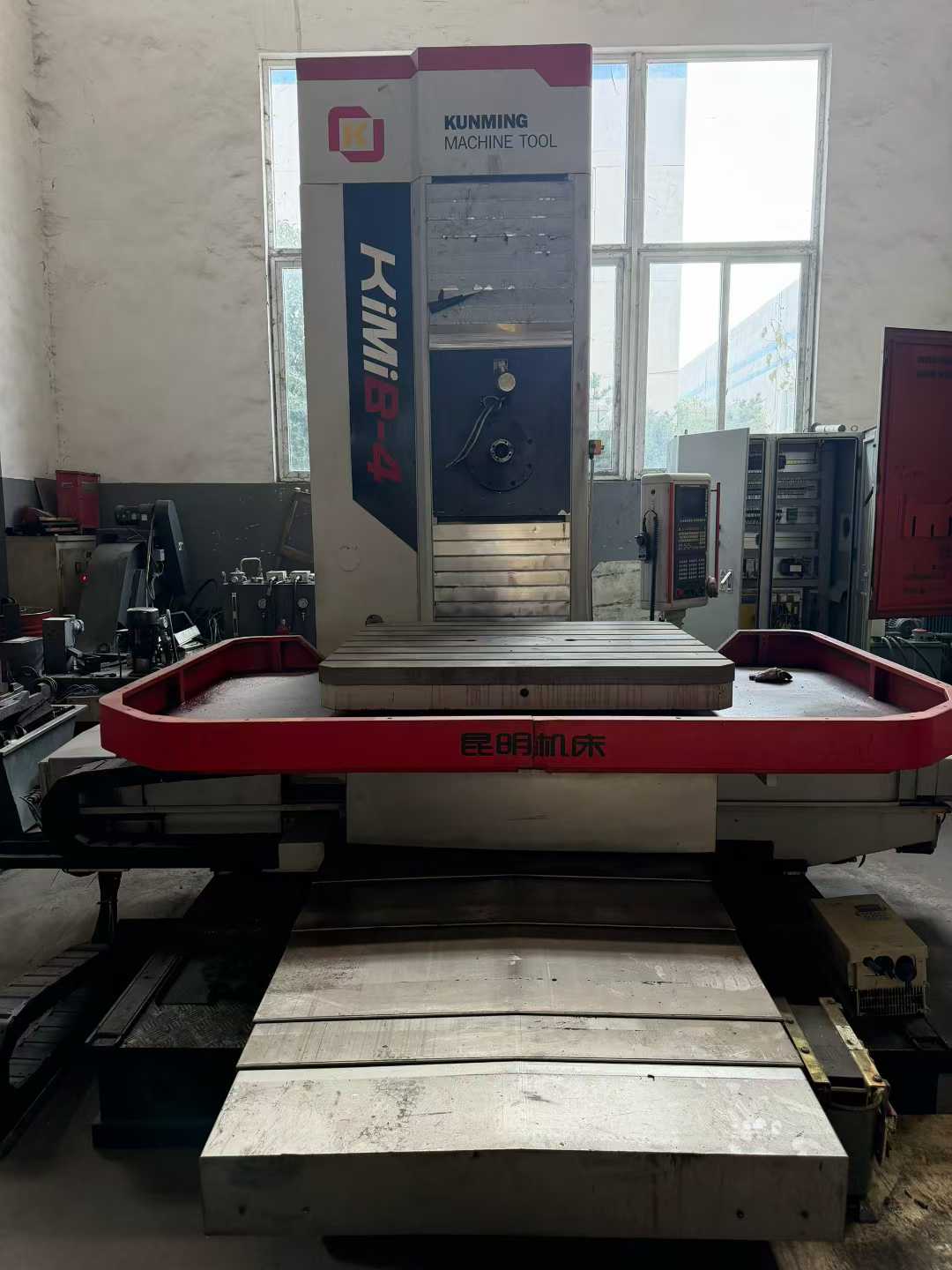 Used Kunming Machine Tool KiMi B-4 CNC Horizontal Boring and Milling Machine photo 2