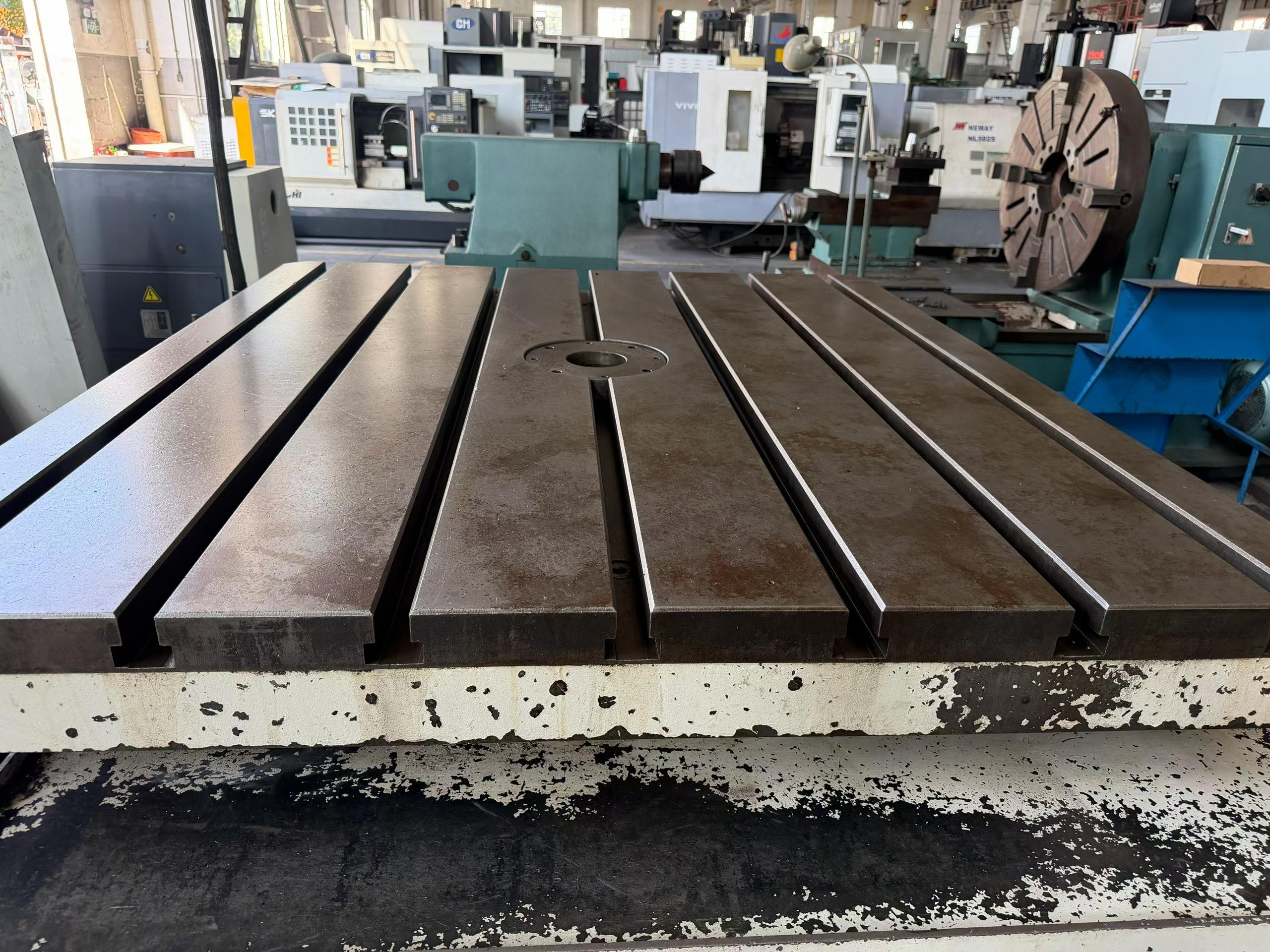 Used Kunming Machine Tool TX 6113 C/2 DRO Horizontal Boring and Milling Machine photo 8