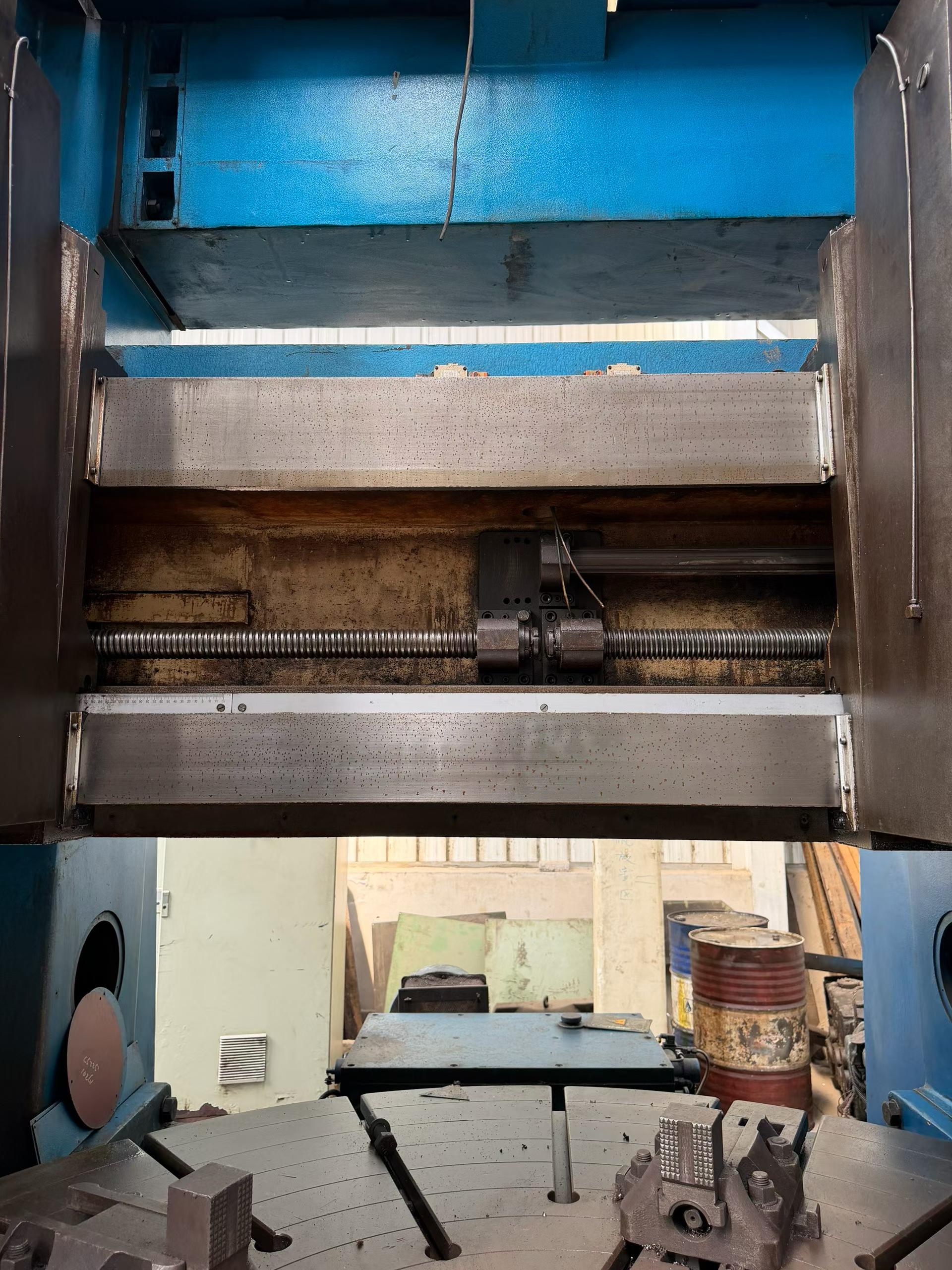 Used Qiqihar Heavy CNC C 5225 E Double-Column CNC Vertical Lathe with Siemens 802 D Control photo 5