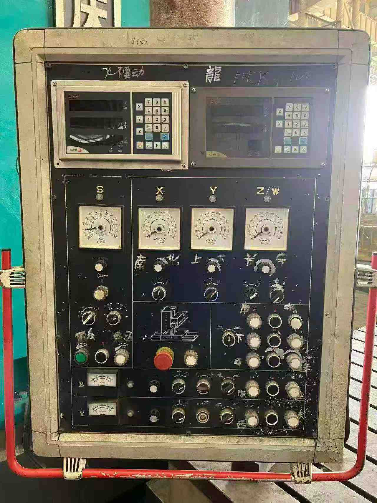 Used Qiqihar No.2 6920 D Floor-Type Boring and Milling Machine photo 6