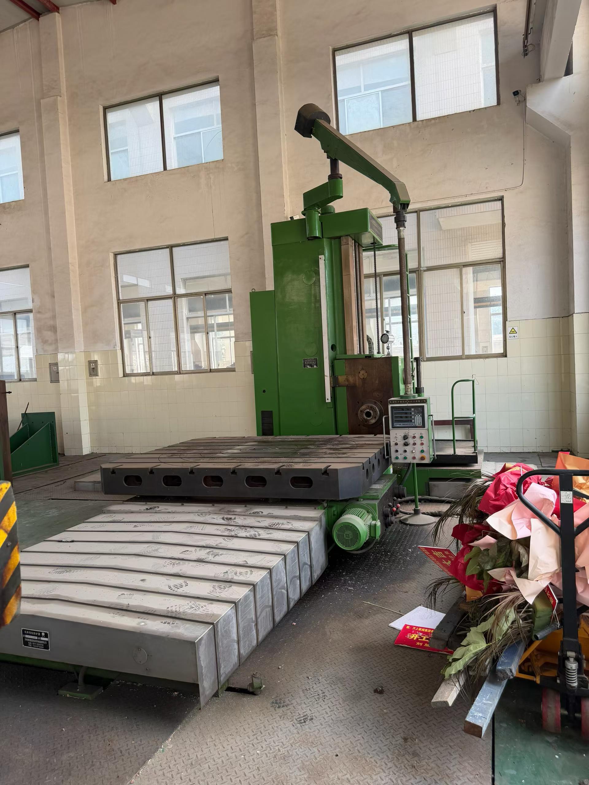 New Wuhu TX 6213 A DRO Floor-Type Boring and Milling Machine photo 2