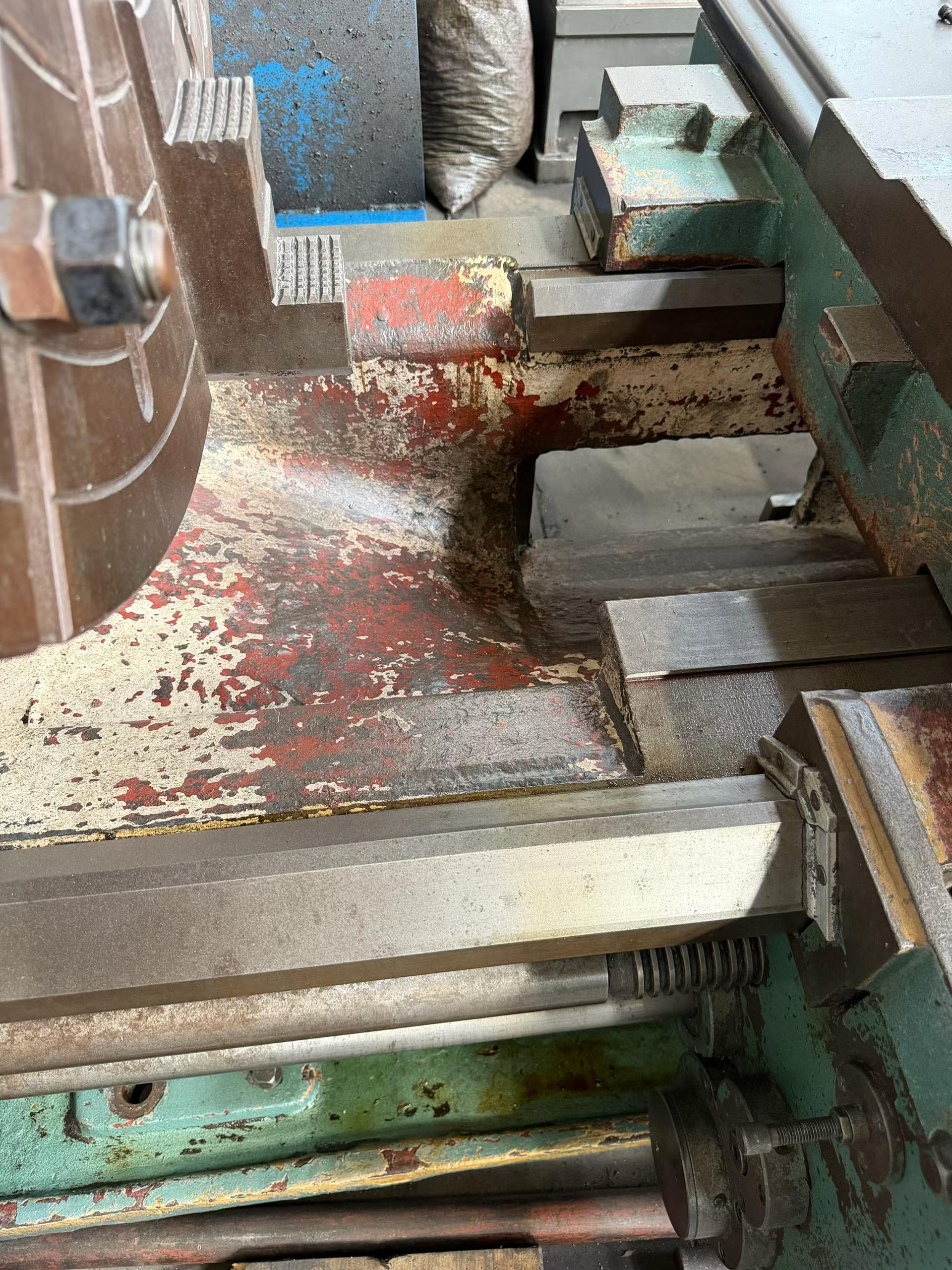 Used Spark CW 61125 E Conventional Horizontal Lathe photo 5