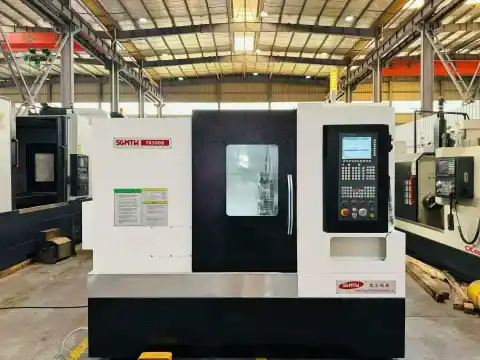 Torno CNC de torreta de bancada inclinada Shengong TK 500 B usado con GSK 988