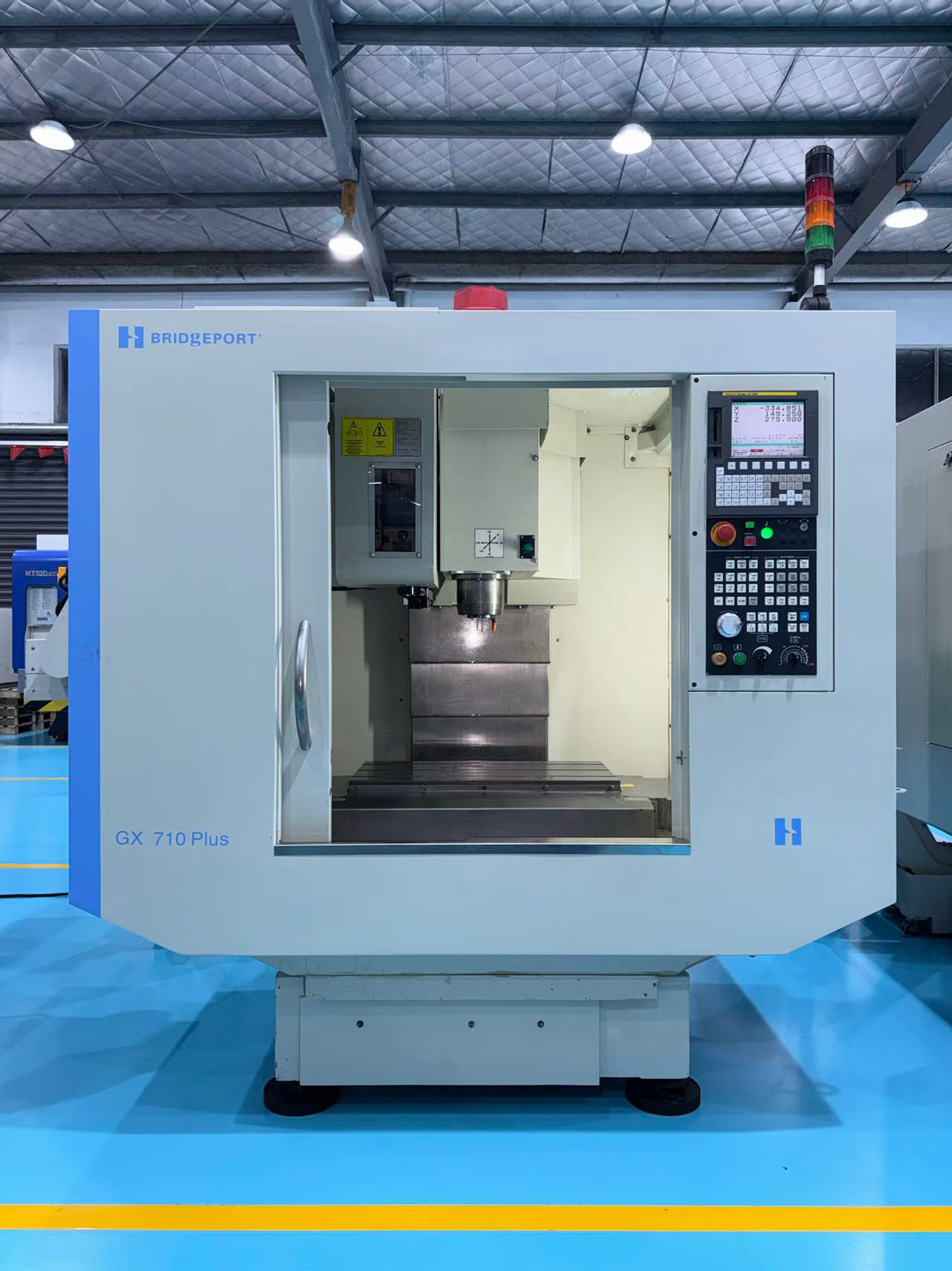 Used Hardinge GX 710 PLUS Vertical Machining Center with FANUC 0i-MD Control photo 3