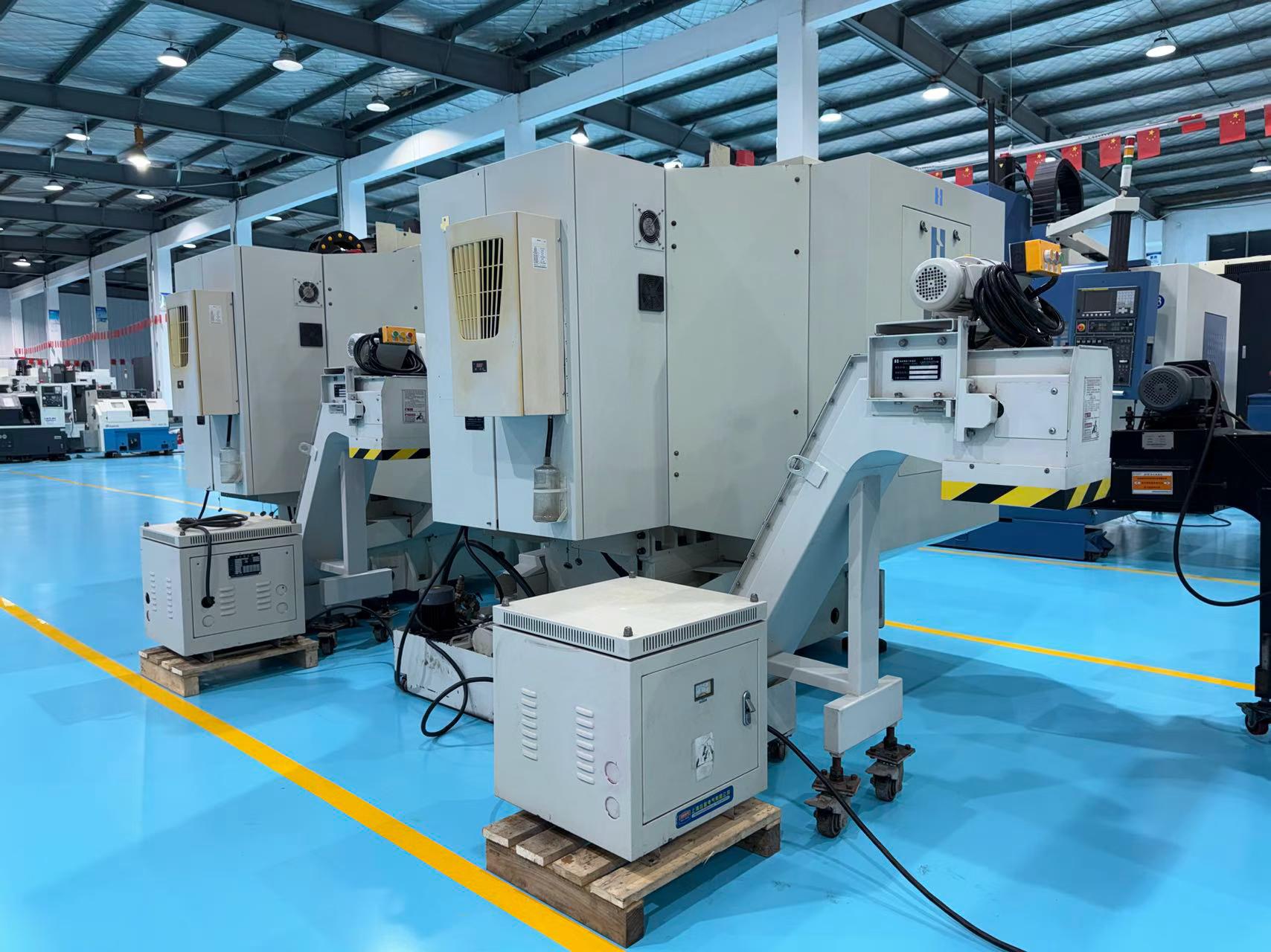 Used Hardinge GX 710 PLUS Vertical Machining Center with FANUC 0i-MD Control photo 8