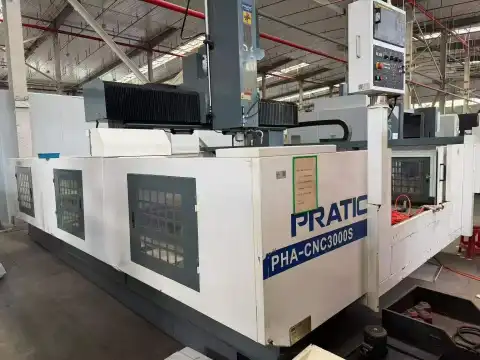 Centro de mecanizado de perfiles de pórtico PRATIC PHA-CNC 3000 S usado
