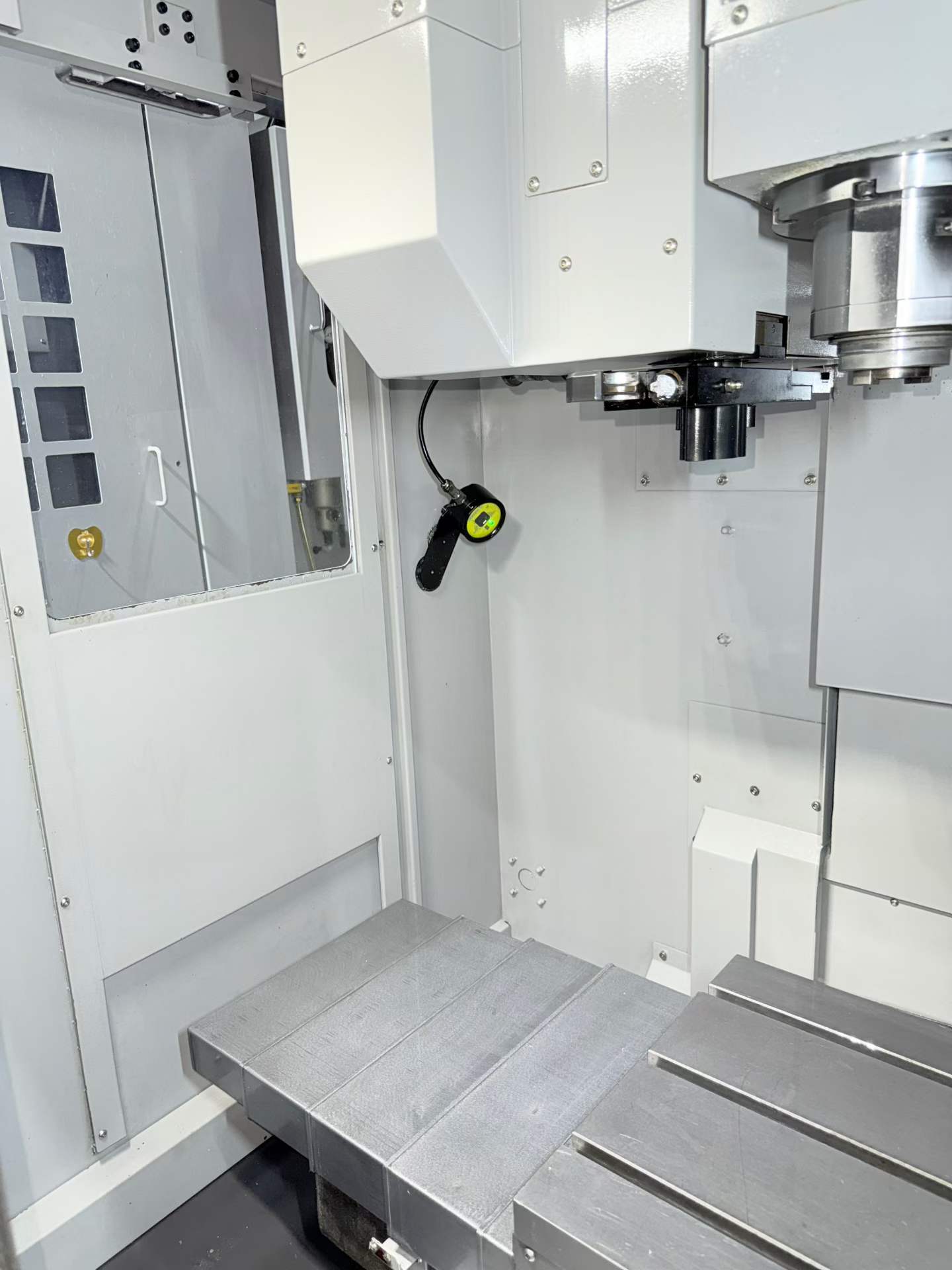 Used Tsugami VA 3 5-Axis Vertical Machining Center with FANUC 0i-MF photo 3