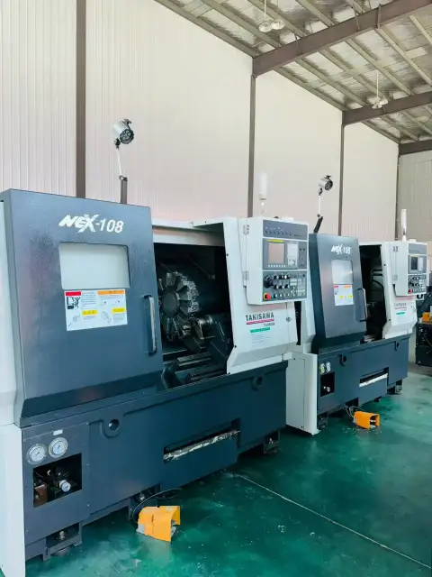 Torno CNC horizontal Takisawa NEX-108 usado con FANUC 0i-TF