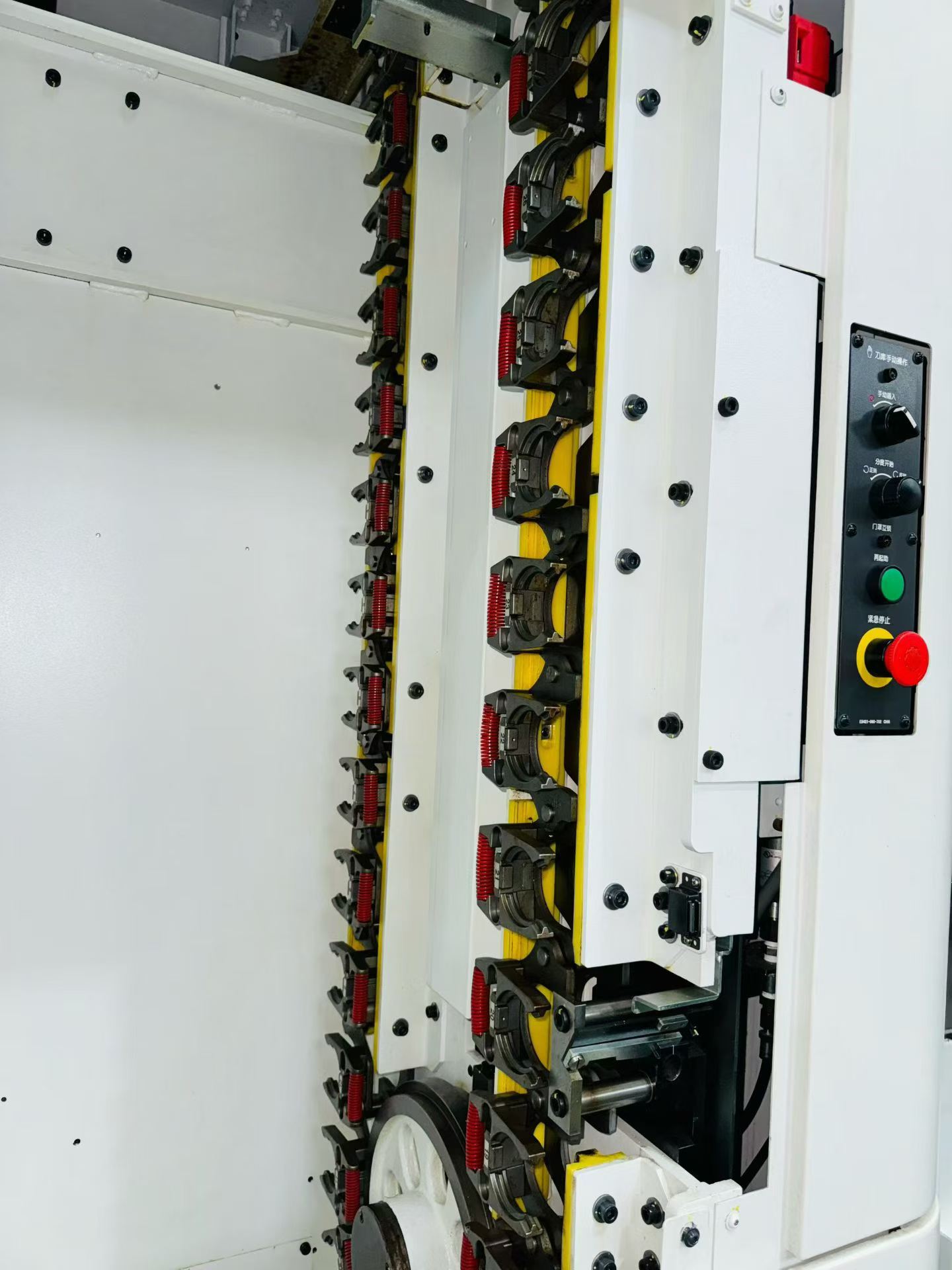 Used Okuma U 3000 5-Axis Turn-Mill Machining Center with OSP-P 300 SA-H photo 9