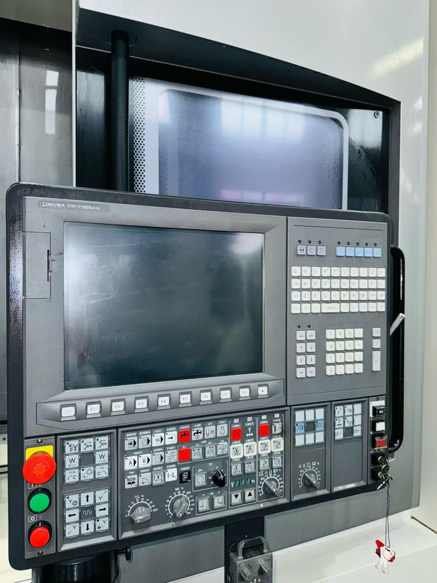 Used Okuma U 3000 5-Axis Turn-Mill Machining Center with OSP-P 300 SA-H photo 3