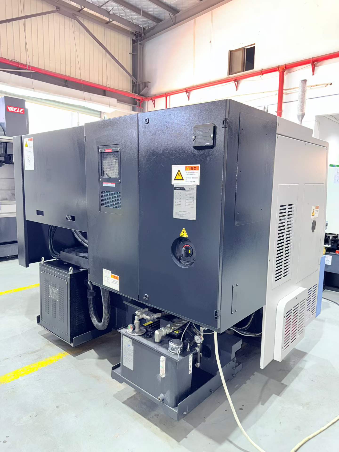 Used DN Solutions PUMA 215 II Box Guideway CNC Lathe photo 9