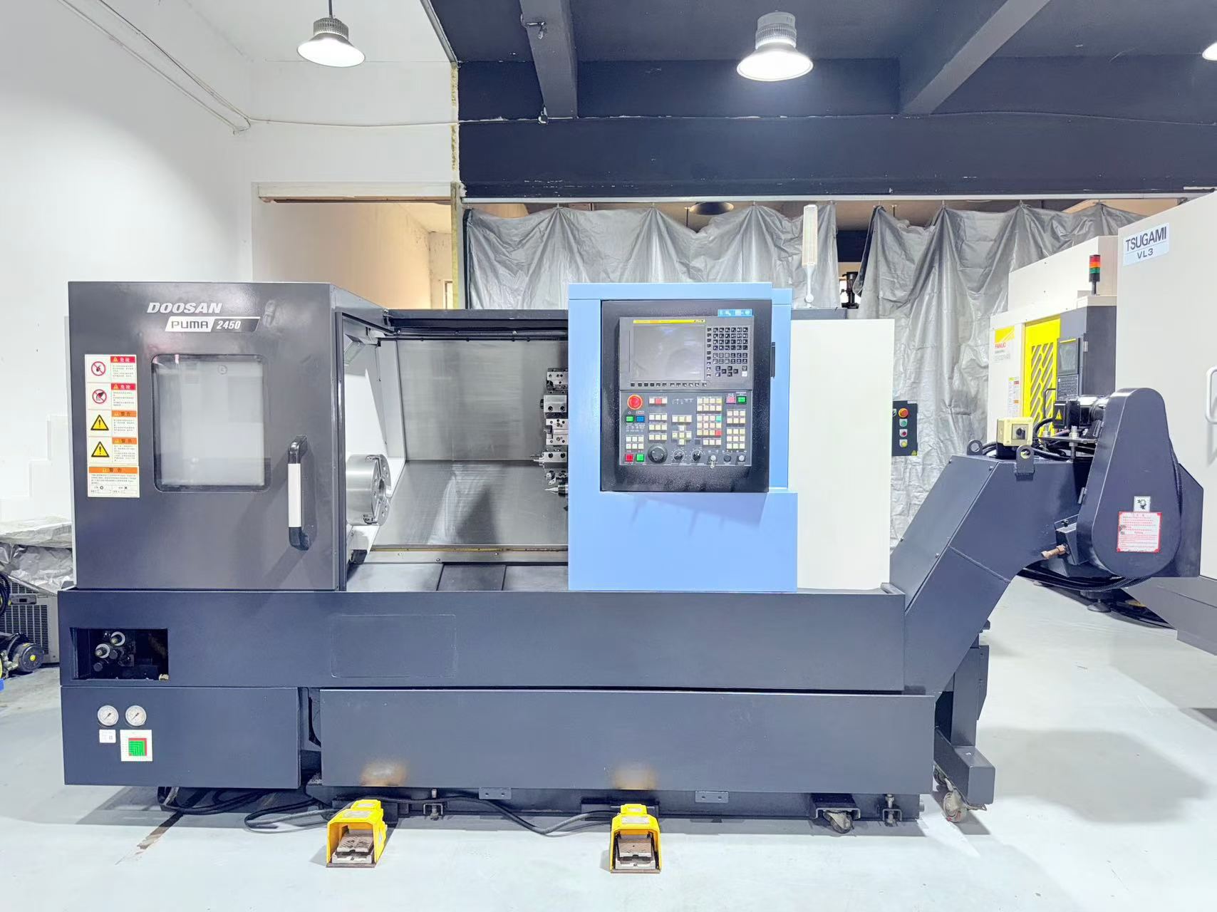 Used DN Solutions PUMA 2450 CNC Lathe with FANUC 0iTF Plus Control photo 2