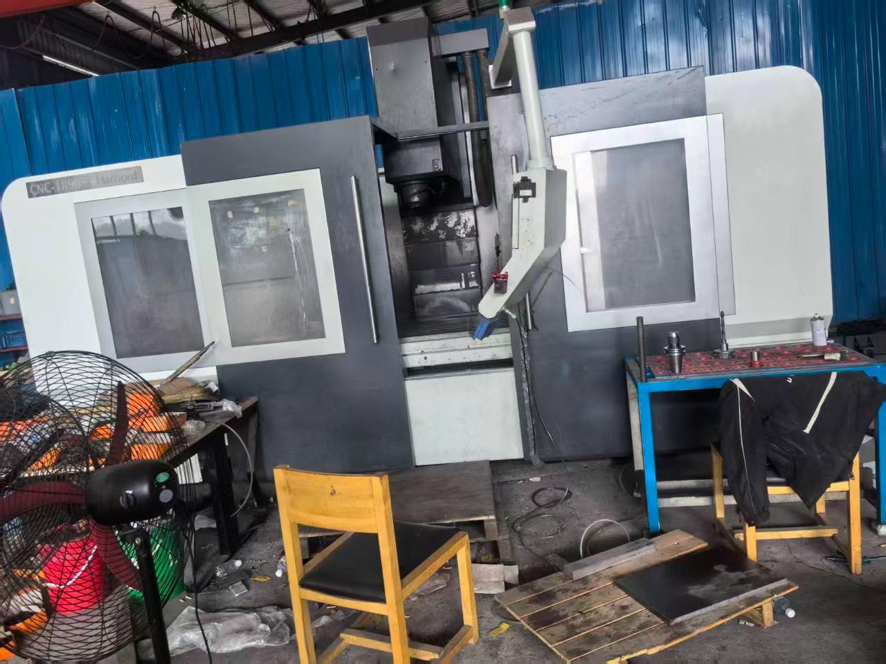 Used Hartford CNC-1890 Vertical CNC Milling Machine with FANUC 0i-MF