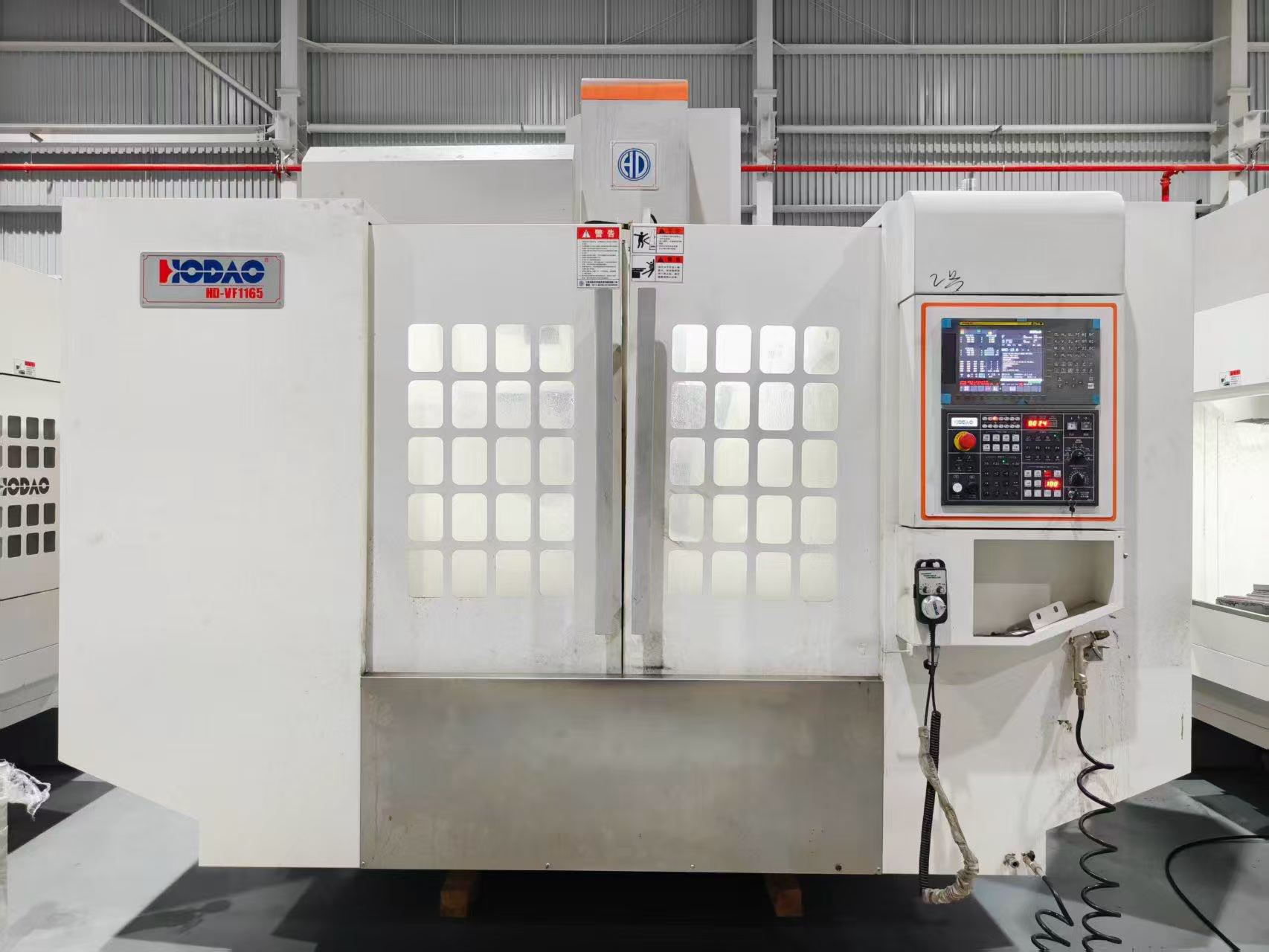 Used Houdao HD-VF 1165 Vertical Machining Center with FANUC 0i-MF Plus photo 2