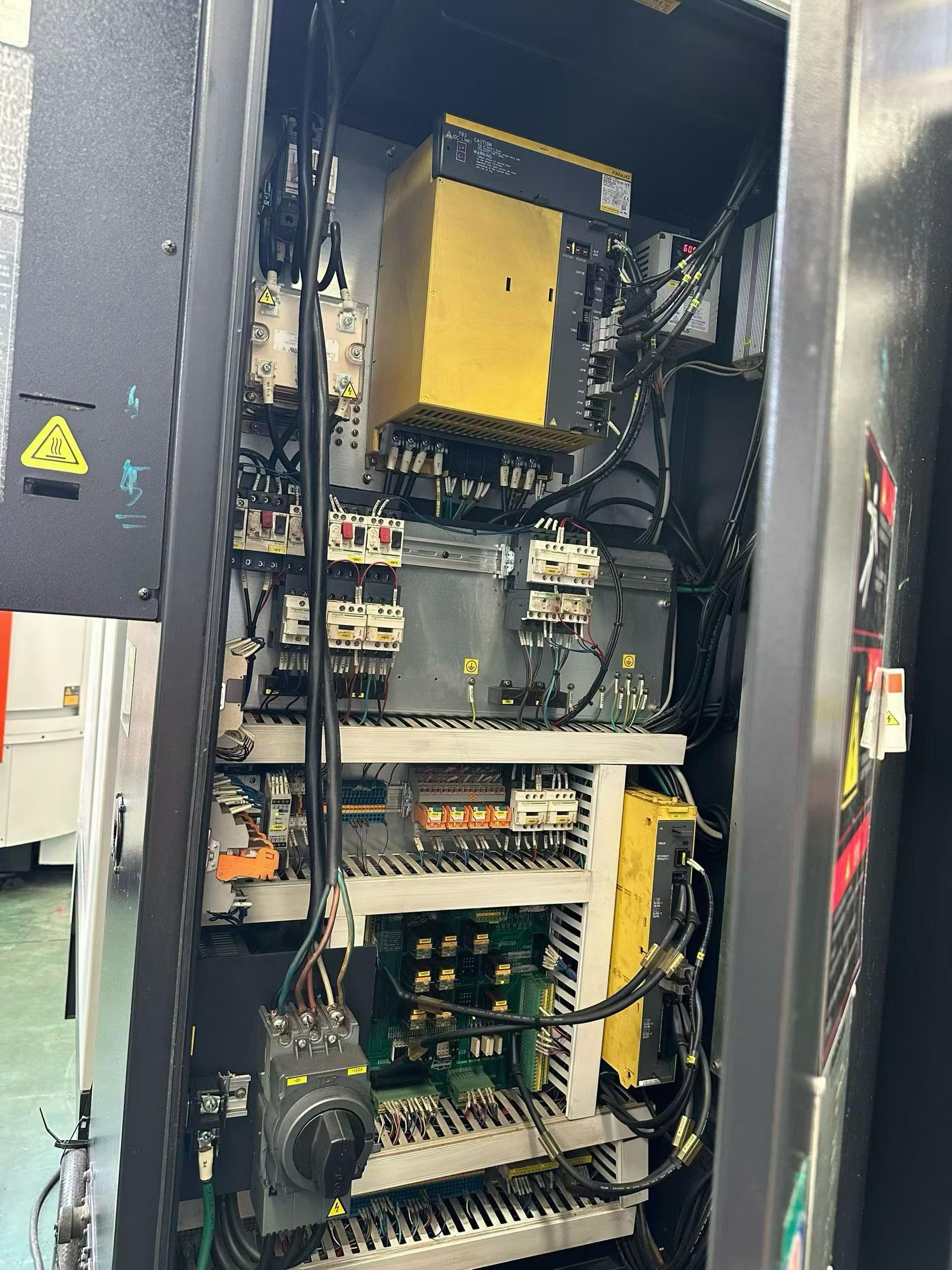 Used DN Solutions DNM 5700 Vertical Machining Center with FANUC i Series Control photo 7