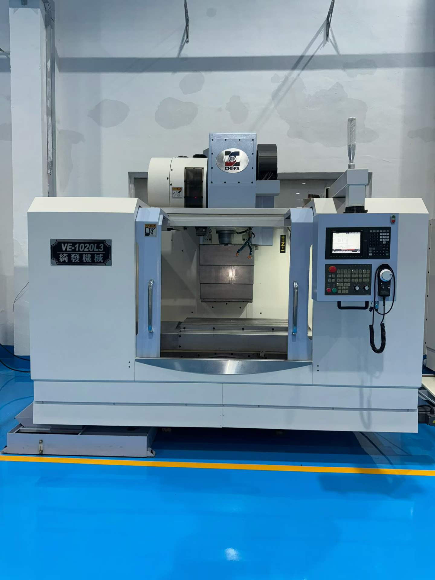 Used Chifa VE-1020 L 3 Vertical Machining Center with Raised Column photo 4