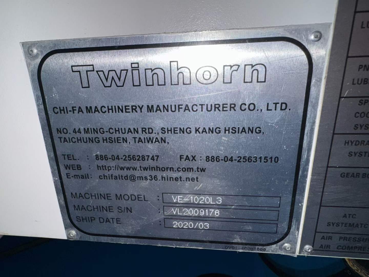 Used Chifa VE-1020 L 3 Vertical Machining Center with Raised Column photo 9