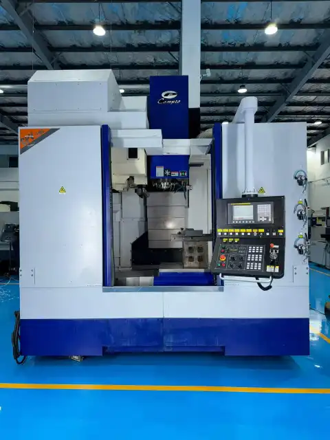 Centro de mecanizado vertical CAMPRO CPV-1100 B de segunda mano con FANUC 0i-MF