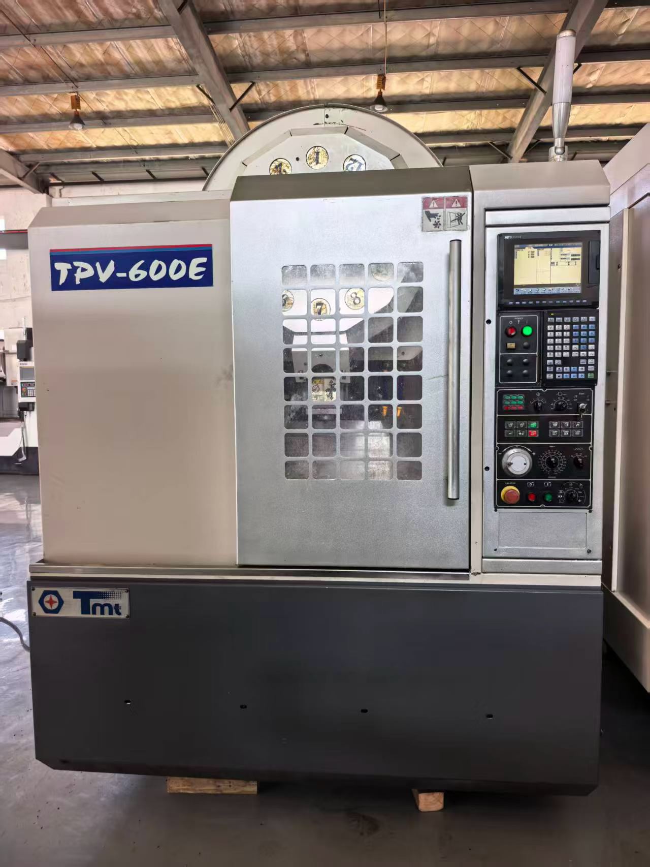 Used Zhengdai TPV-600 E Vertical Drilling and Tapping Center with Mitsubishi M 70 A Control photo 5