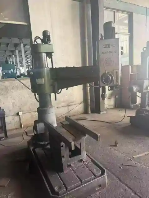 Used Zhongjie ZQ 3040 X 10/2 Radial Arm Drilling Machine