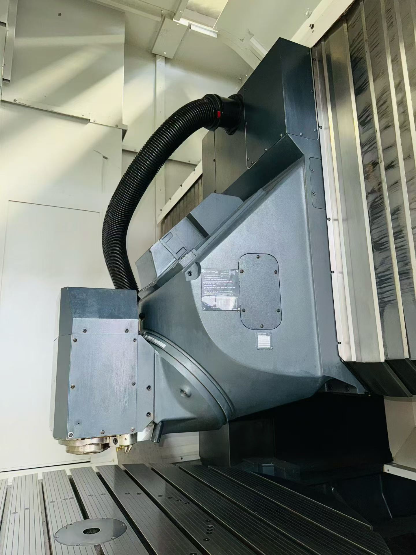 Used DMG MORI DMU 210 P Gantry-Type 5-Axis Machining Center photo 6