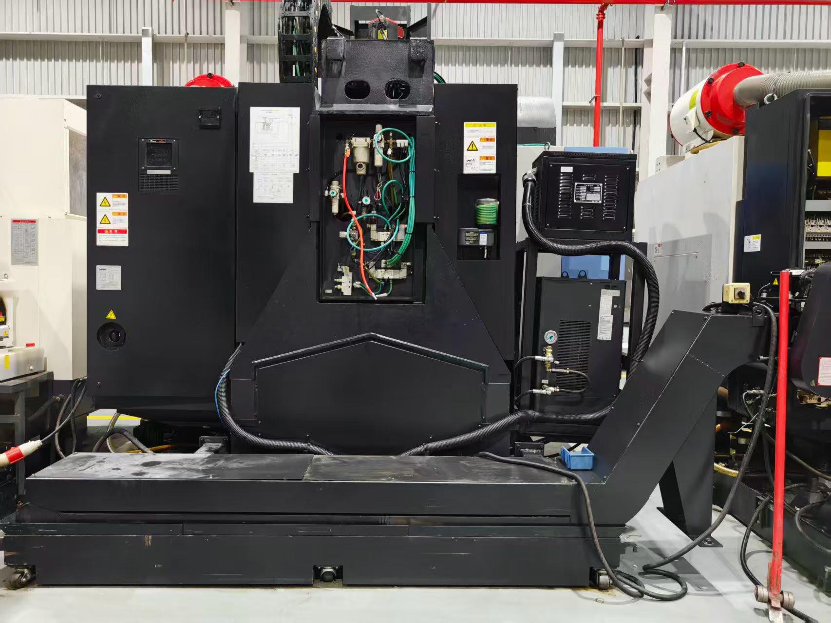Used DN Solutions DNM 5705 Vertical Machining Center with FANUC 0i-MF photo 8