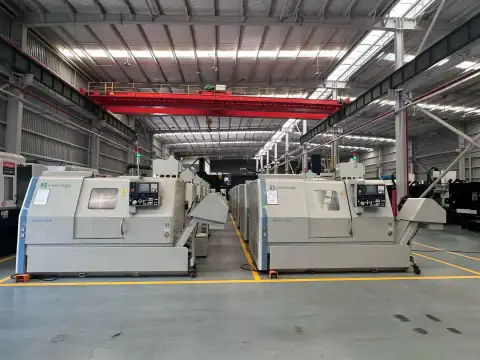 Torno CNC de bancada inclinada Hardinge TALENT-10/78 usado con FANUC 0i-TD