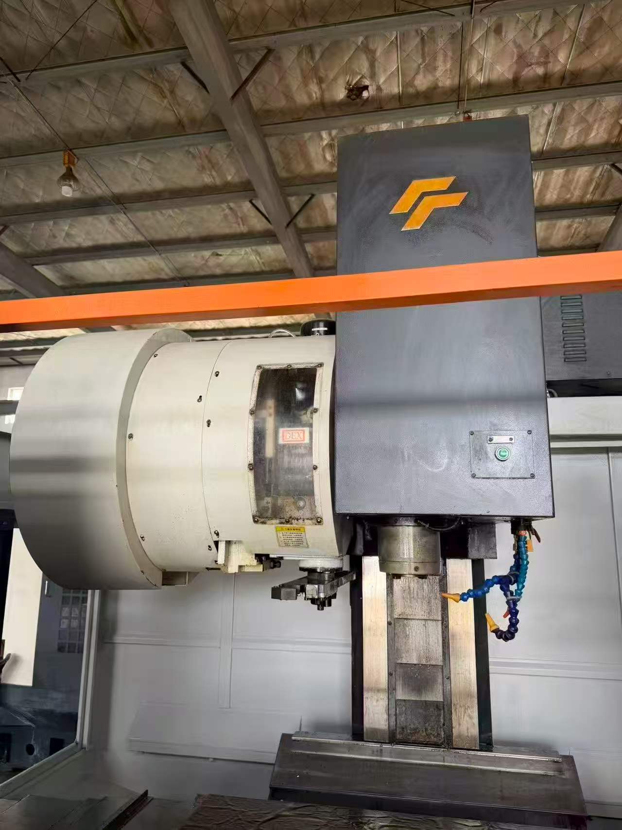 Used FEELER FVP-1000 A Vertical Machining Center with FANUC MD Control photo 2