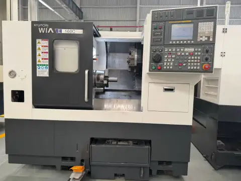 Torno horizontal CNC Hyundai WIA E 160 C usado