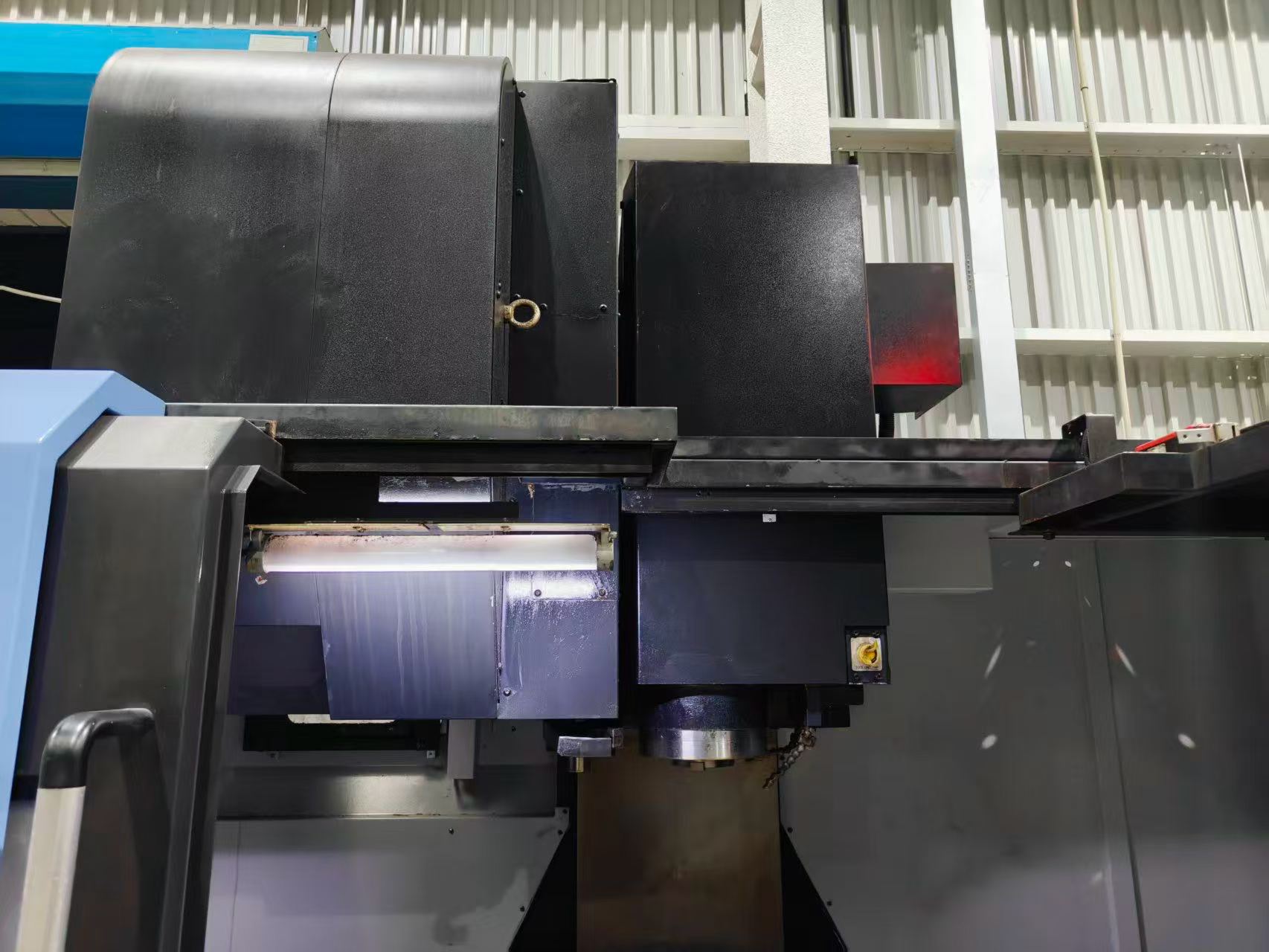 Used DN Solutions MYNX 5400/50 Vertical Machining Center photo 2