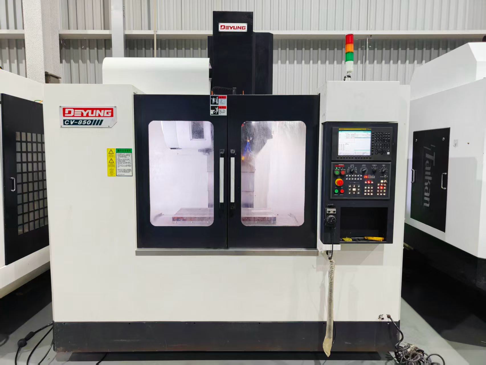 Used Deyang CV 850 Vertical Machining Center with FANUC 0i-MF Plus photo 2