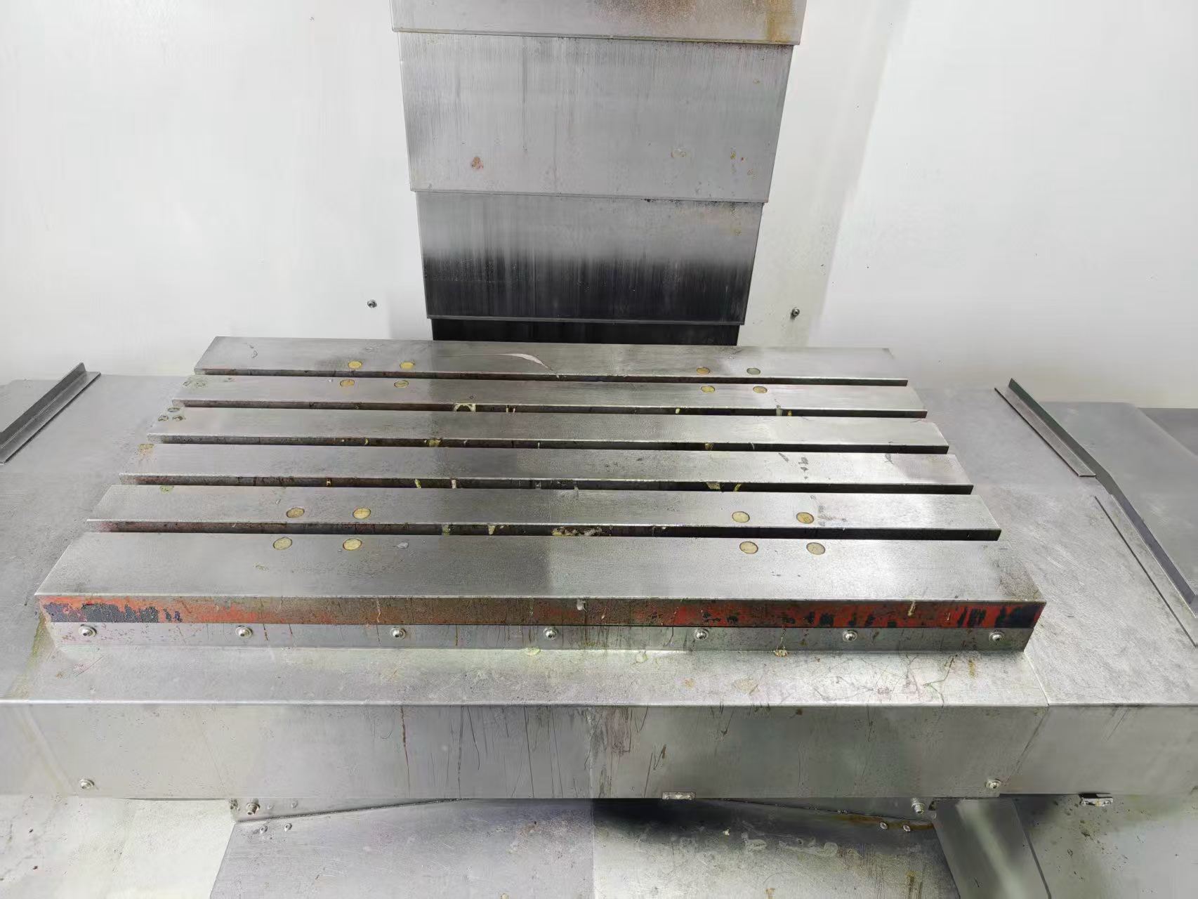 Used Deyang CV 850 Vertical Machining Center with FANUC 0i-MF Plus photo 7