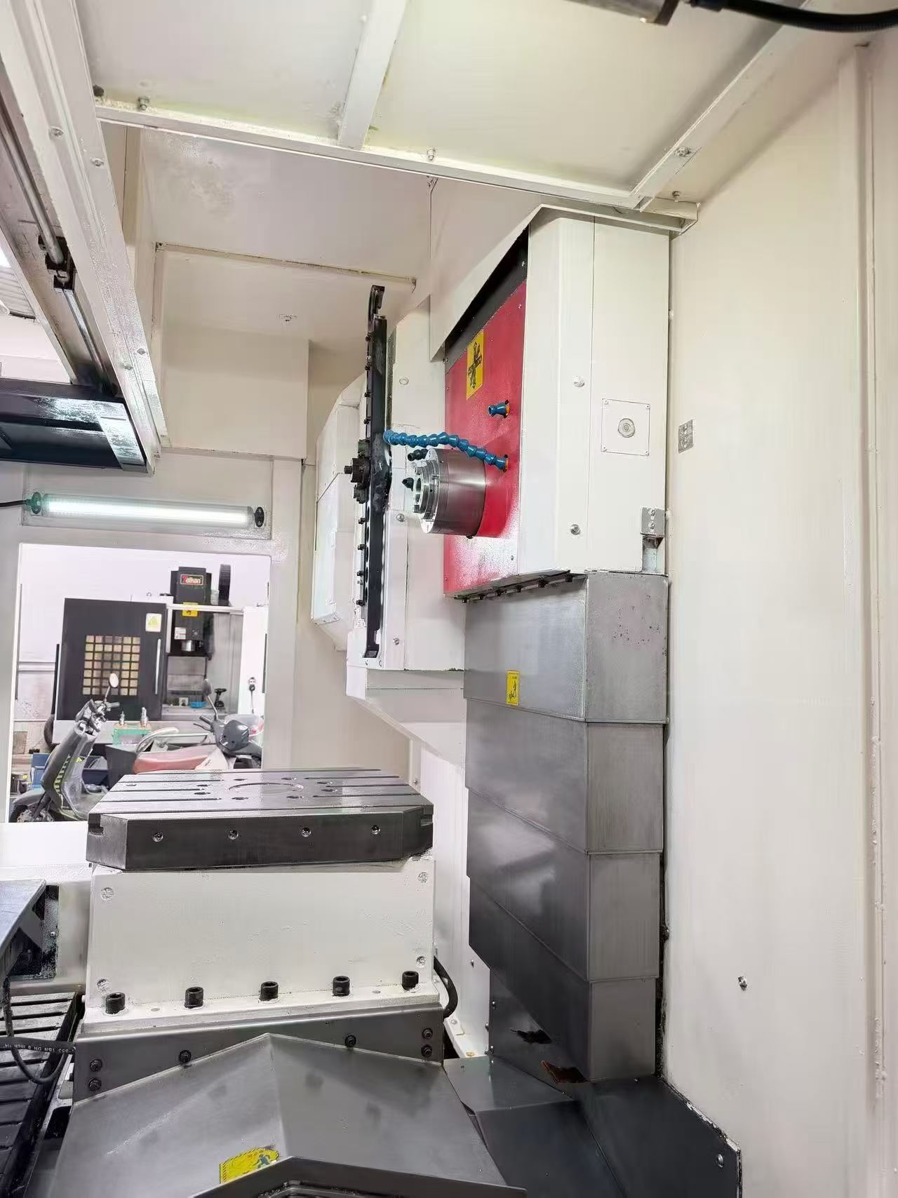 Used Taikan T-H 11 Horizontal Machining Center with Mitsubishi M 80 photo 8