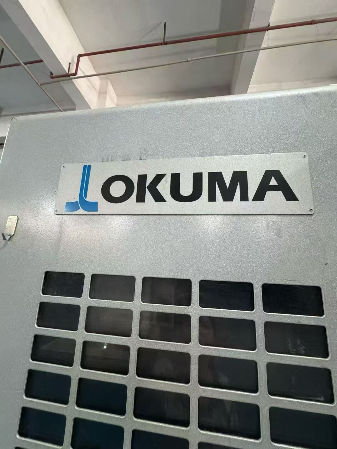 Used Okuma ACE CENTER MB 56 VA-R Vertical Machining Center photo 3