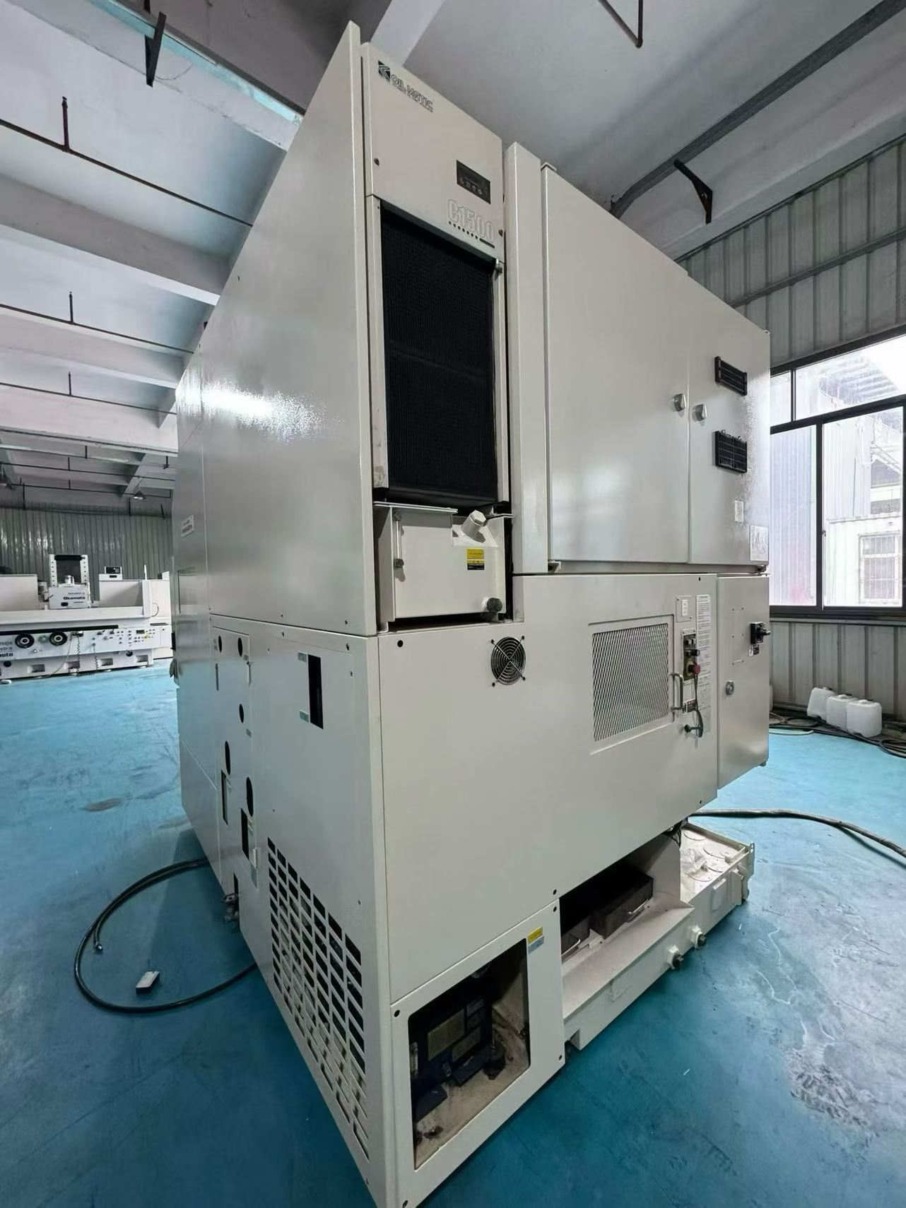 Used YASDA YBM 640 V 3 Vertical Machining Center with FANUC 31 i Control photo 8
