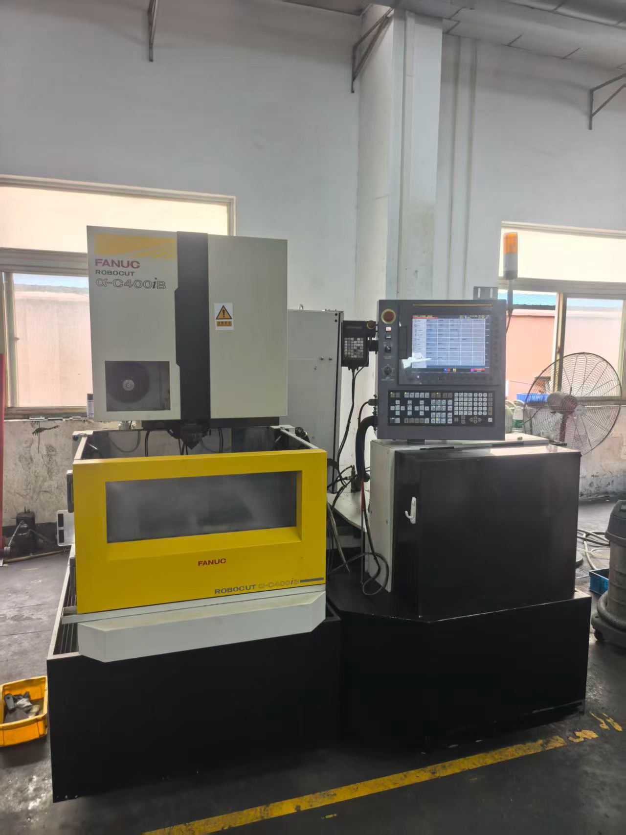 Used Fanuc α-C 400 iB ROBOCUT Wire EDM with Series 31 i-W Control photo 5