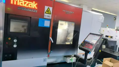 Centro de torneado-fresado de 5 ejes Mazak INTEGREX i-200 H S usado