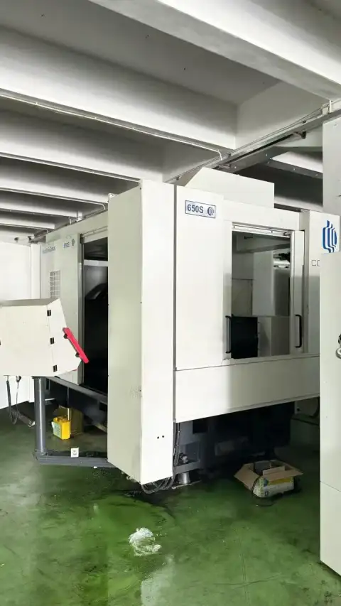 Used COMAU 650 S Trunnion-Type 5-Axis Horizontal Machining Center