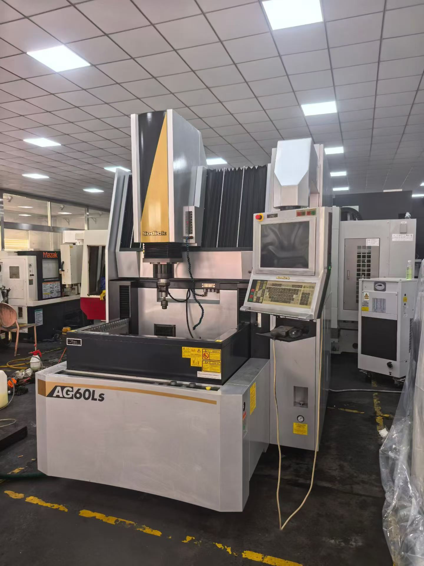 Used Sodick AG 60 L CNC Die-Sinking EDM Machine photo 7