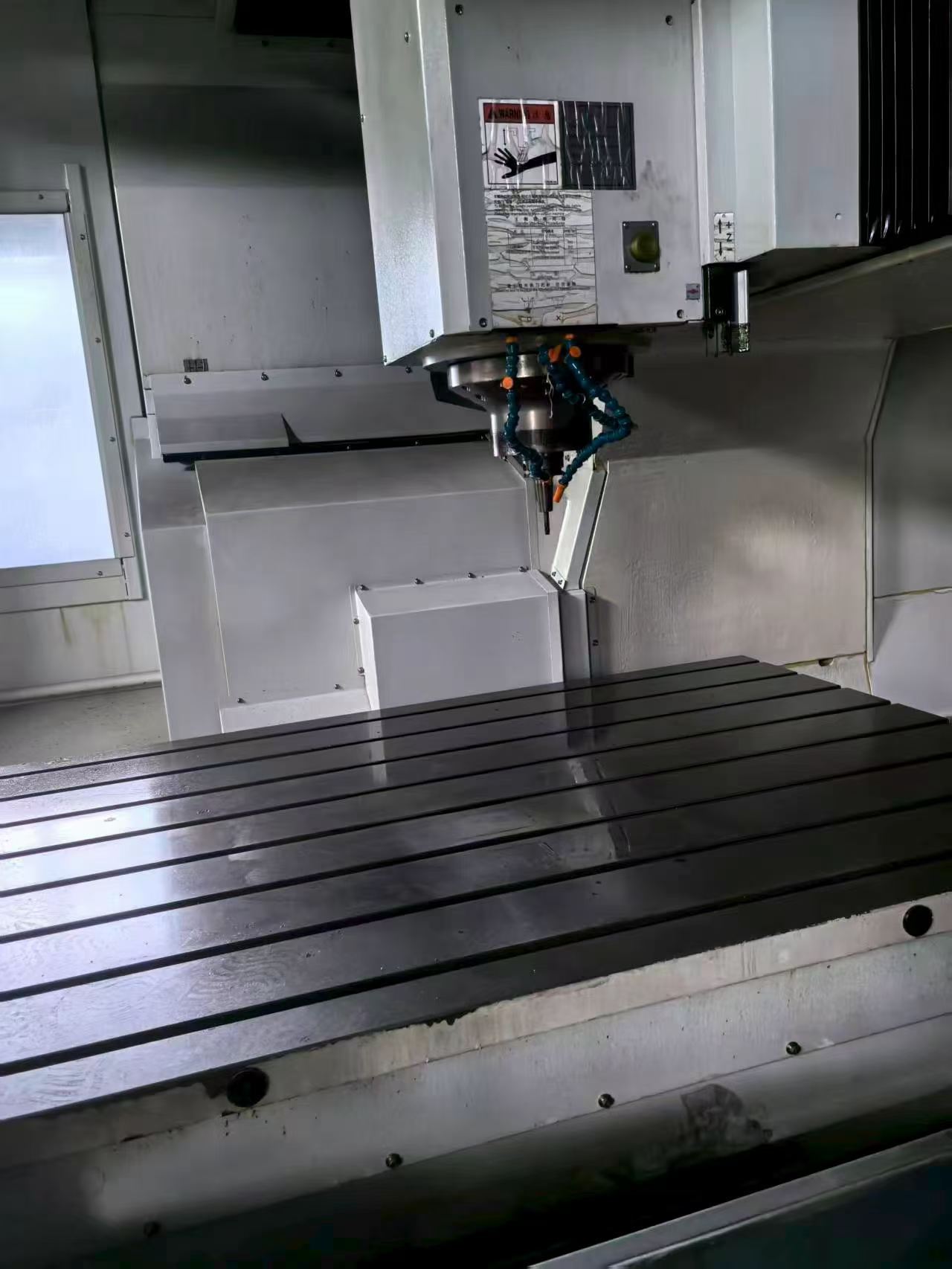 Used Takumi H 16 M High-Speed Vertical Machining Center photo 3