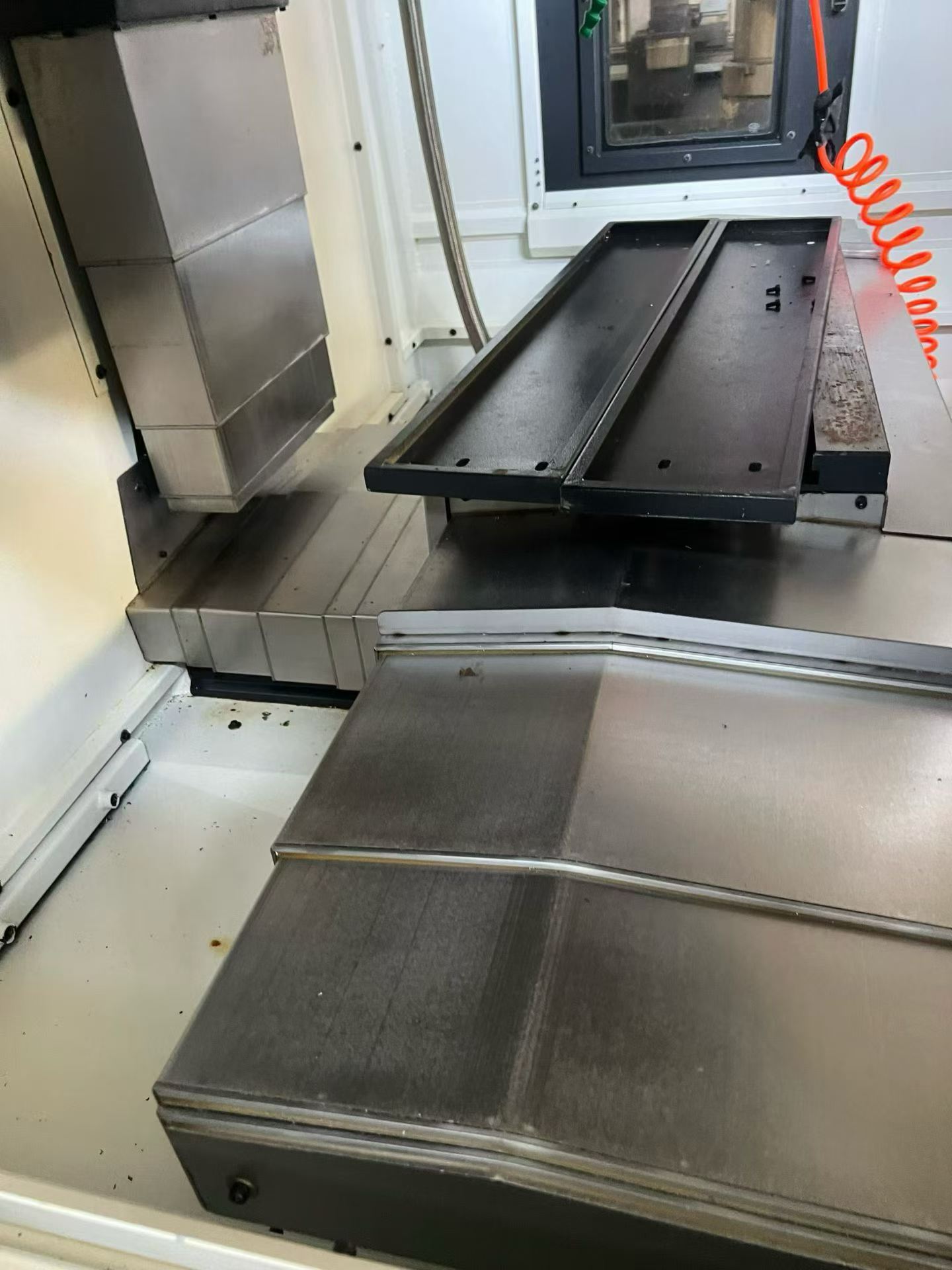 Used Baoji VMC 650 B Vertical Machining Center with FANUC Control photo 5